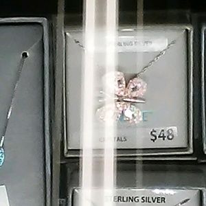 Meet your Posher, Carly